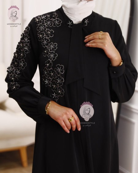 الاسود